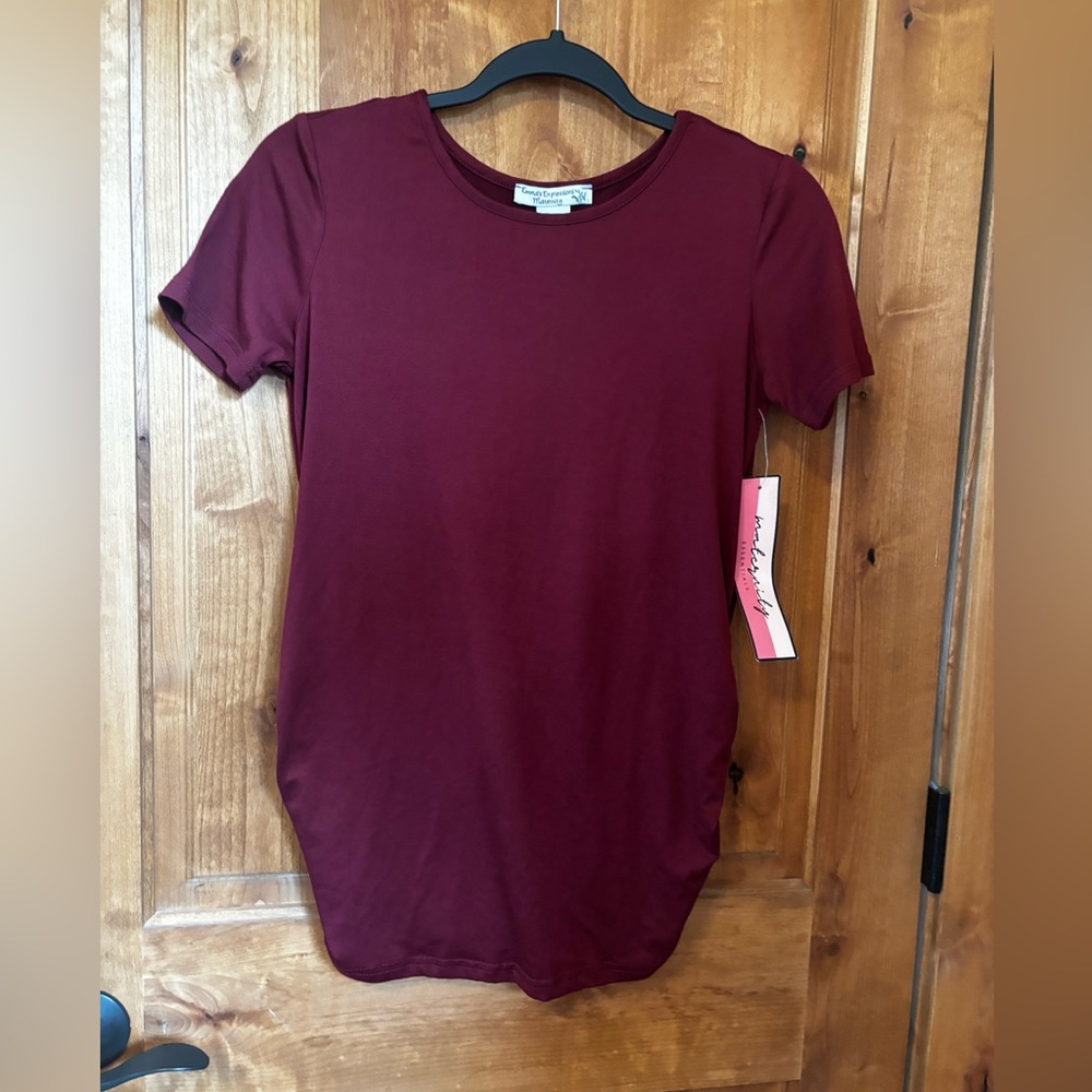 Emma’s Expressions Maternity Tops - Picture 1 of 2